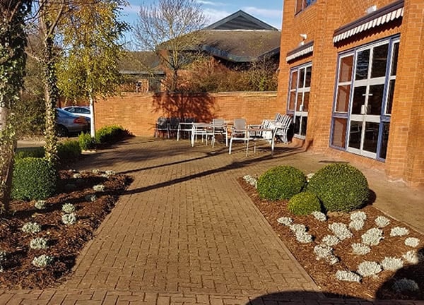 comprehensive grounds maintenance and landscape services